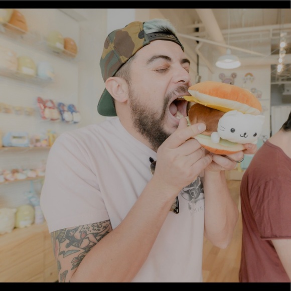 Meet your Posher, Zachry - Picture 1 of 1